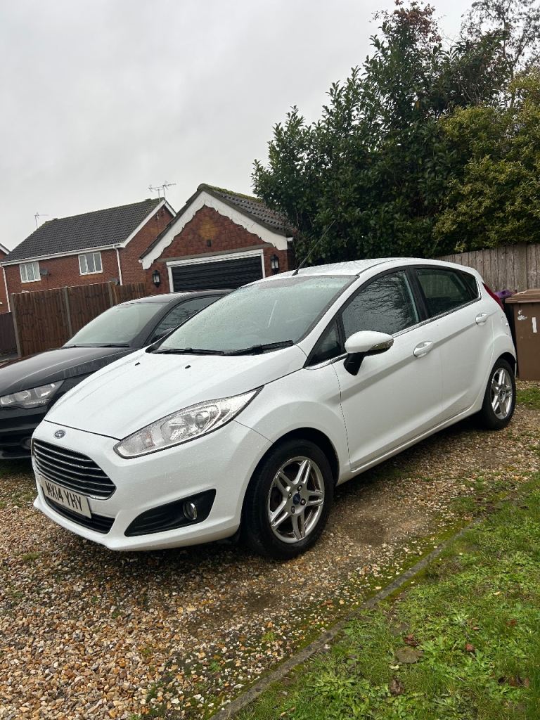 Ford, FIESTA, Hatchback, 2014, Manual, 998 (cc), 5 doors
