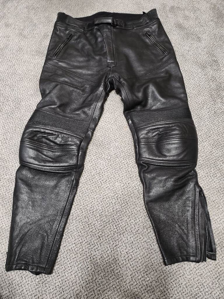 Richa real leather black motorbike trousers padded . Size 38s elasticated waist 