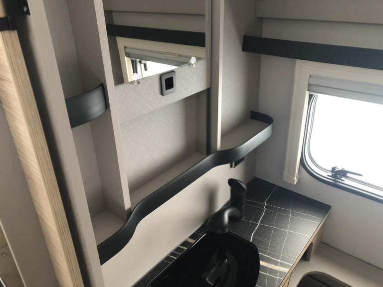 2024 ERIBA TOURING 320 BRAND NEW CARAVAN