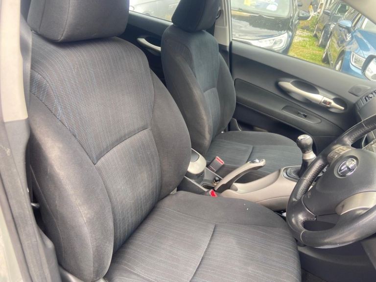 2008 Toyota Auris TR VVT-I HATCHBACK Petrol Manual