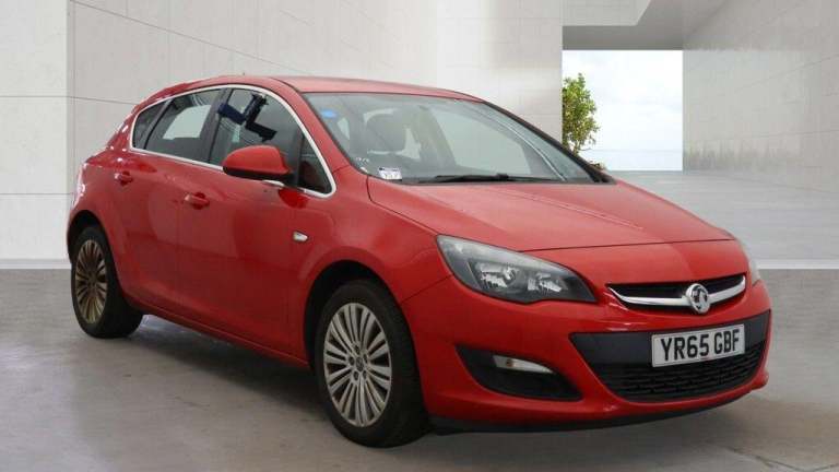 2015 Vauxhall Astra 1.4i Excite Euro 6 5dr HATCHBACK Petrol Manual