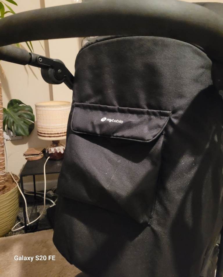 My babiie stroller with raincover 