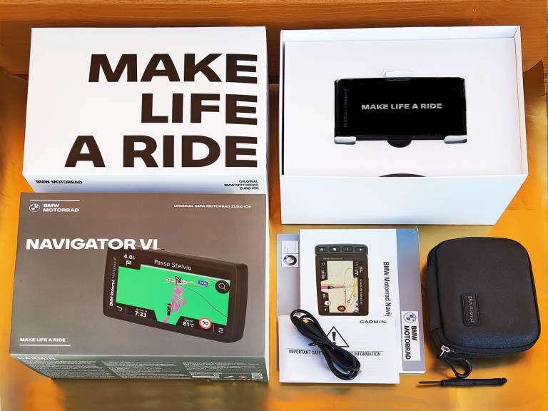 Genuine BMW Motorrad Navigator VI 6 Motorcycle GPS Sat Nav with all Accessories