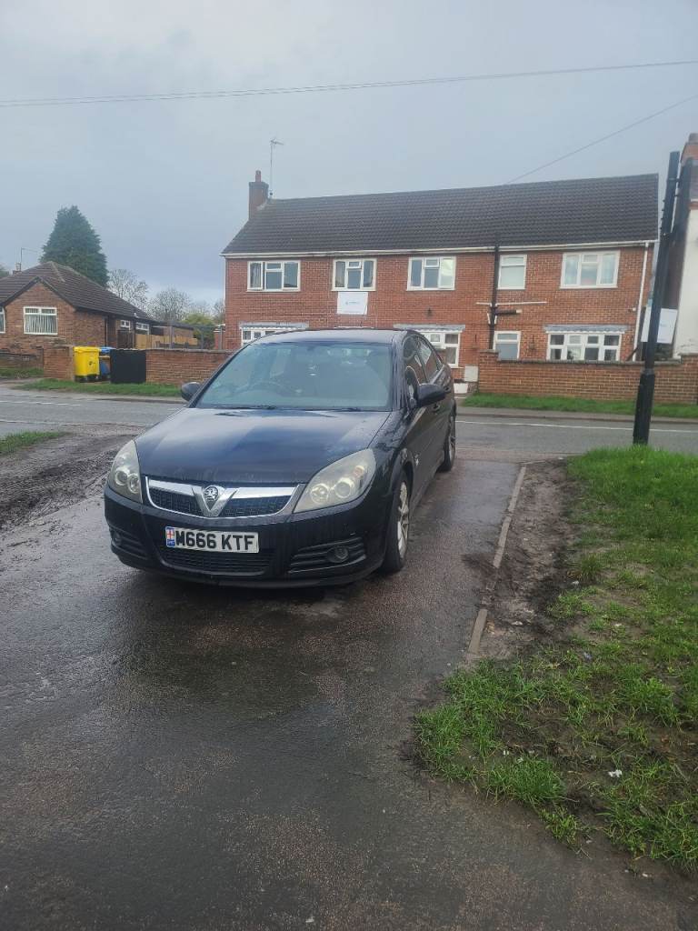Vauxhall, VECTRA, Hatchback, 2008, Manual, 1910 (cc), 5 doors
