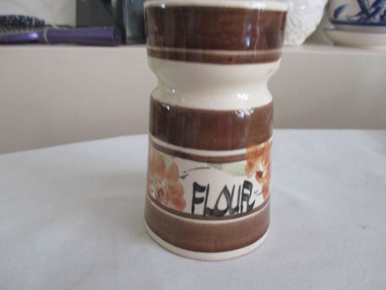 Vintage Ceramic Flour Dredger - Brown and Cream - Good condition - Geurnsey Pottery
