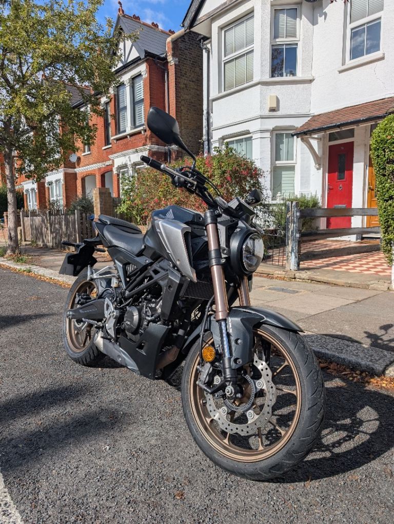 Honda CB125R 2021 (71) – 4,934 miles – Honda Warranty – £3,650 ONO