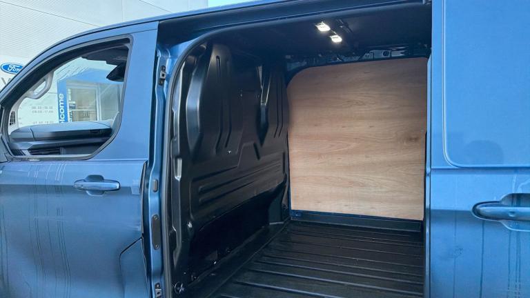2025 Ford Transit Custom 2.0 EcoBlue 136ps H1 Van Limited Auto PANEL VAN DIESEL Automatic
