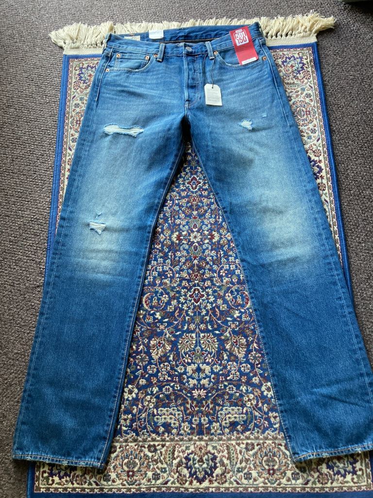 image for Men’s Levi’s 501 Distressed Jeans