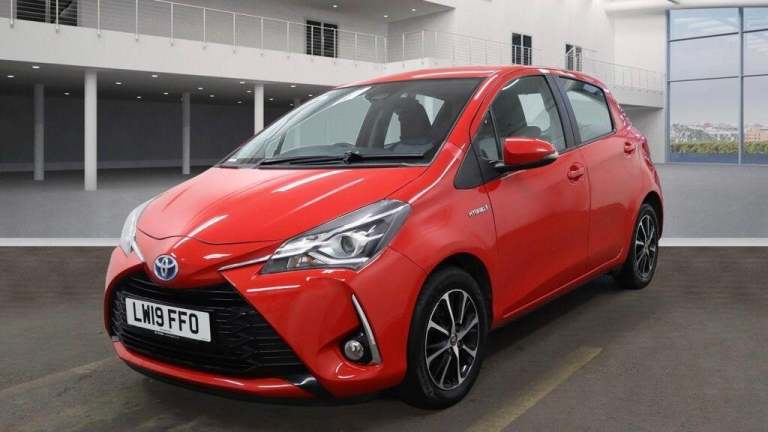 image for 2019 Toyota Yaris 1.5 Hybrid Icon Tech 5dr CVT HATCHBACK PETROL/ELECTRIC Automatic