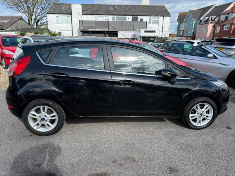 2009 Ford Fiesta 1.25 Zetec 5dr [82] HATCHBACK PETROL Manual