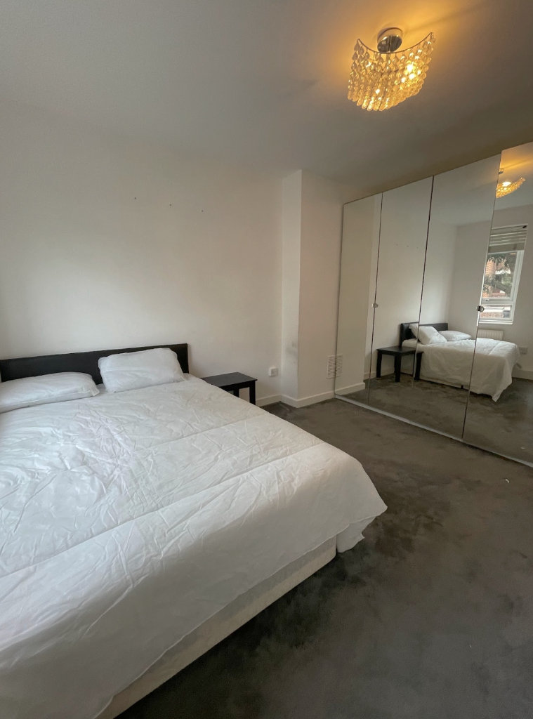 🏠 ⭐️LARGE AND COUZY ROOM IN ALDGATE EAST ⭐️🏠