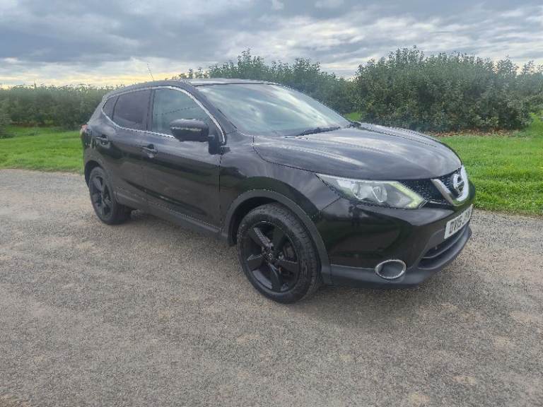 Nissan, QASHQAI, Hatchback, 2015, Manual, 1461 (cc), 5 doors