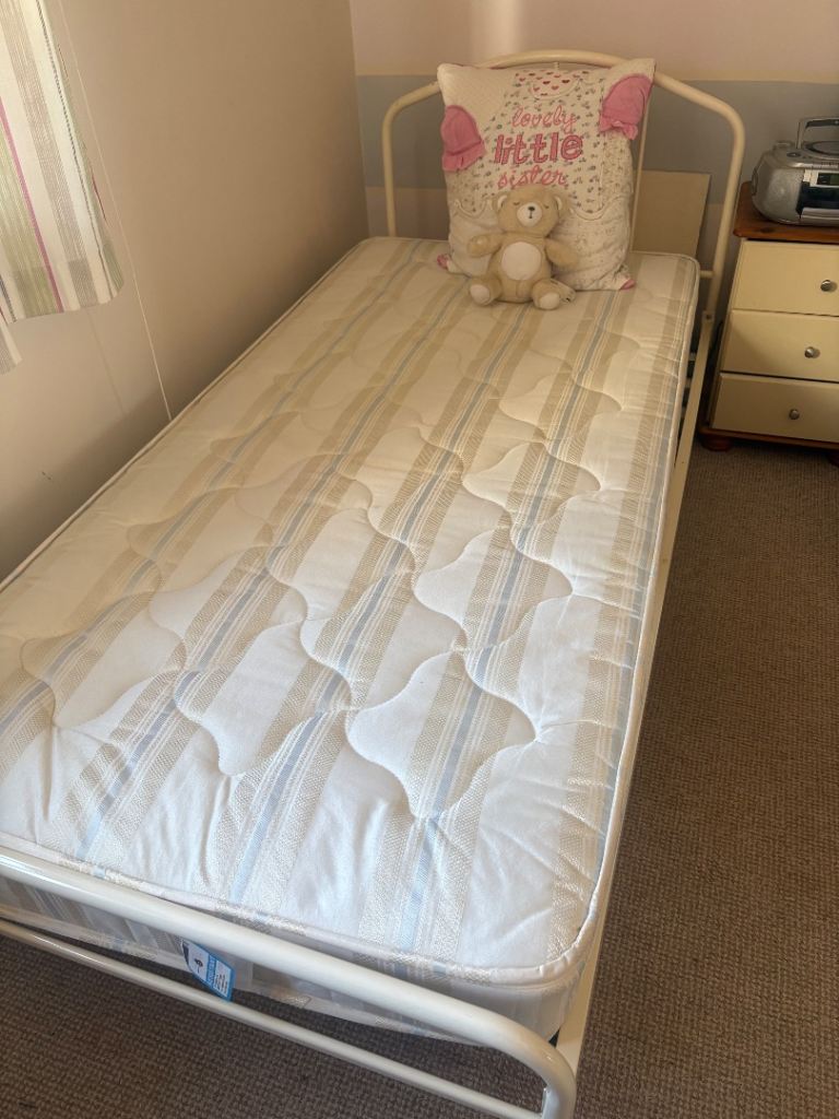 Single bed - metal frame with mattress - suit a growing child