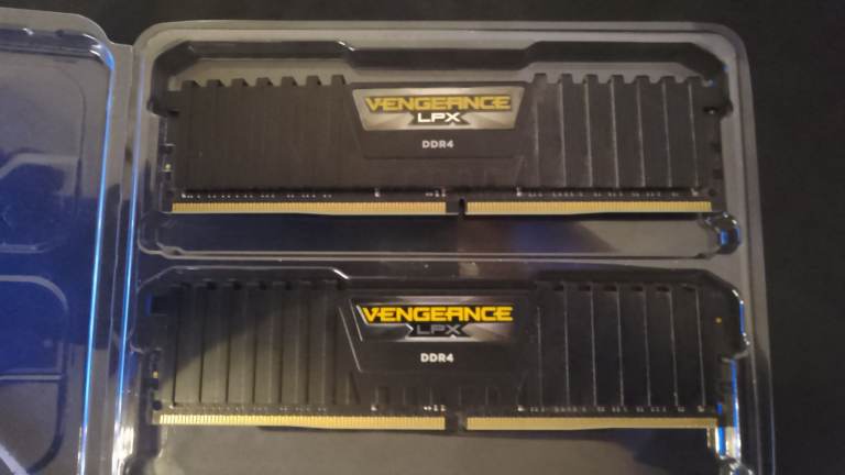 DDR4 RAM