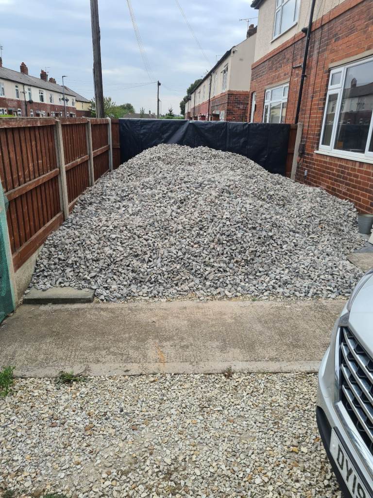 Aggregate Granite stone/chippings 32-50mm