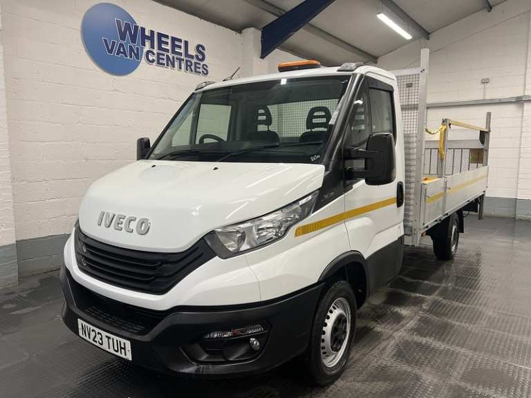 2023 Iveco Daily 2.3D HPI 14V 35S 3750 Dropside 2dr Diesel Manual LWB Euro 6 (s/s) (136 ps) Luton...