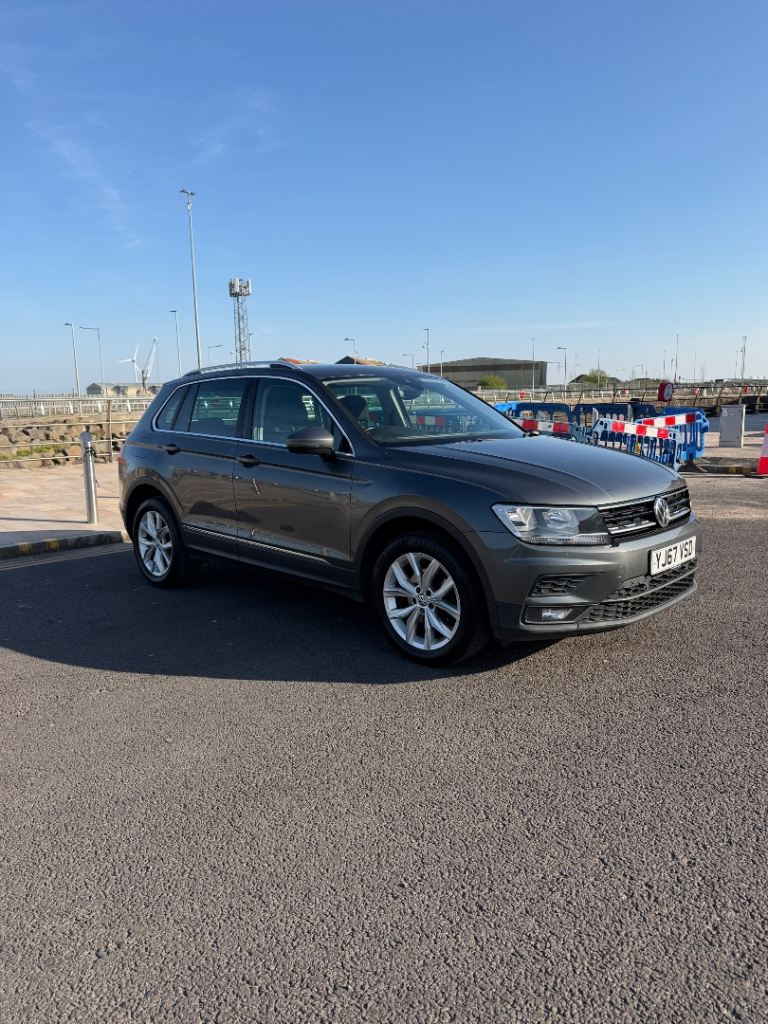 Volkswagen, TIGUAN, Estate, 2017, Manual, 1968 (cc), 5 doors