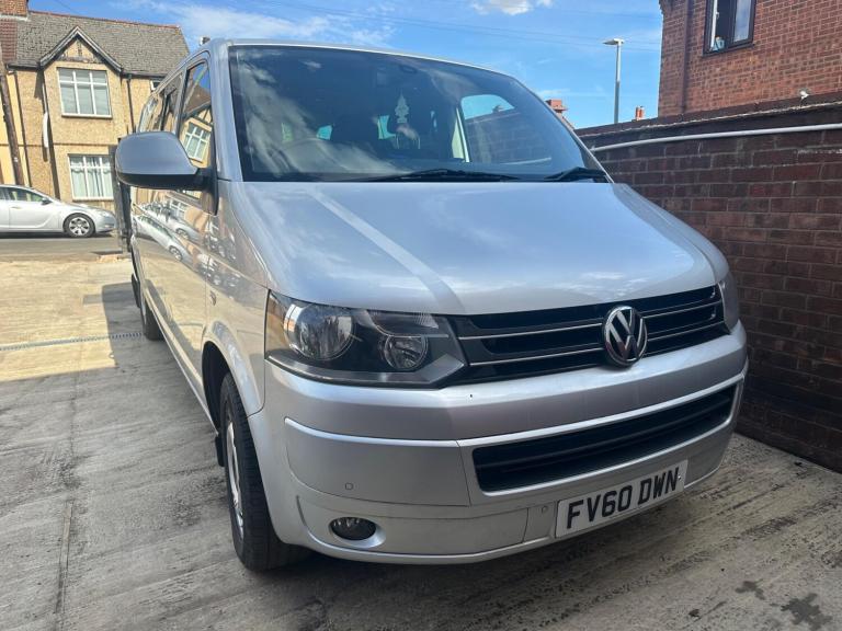 2010 Volkswagen Transporter Shuttle 2.0 BiTDI 180PS SE Minibus MPV DIESEL Manual