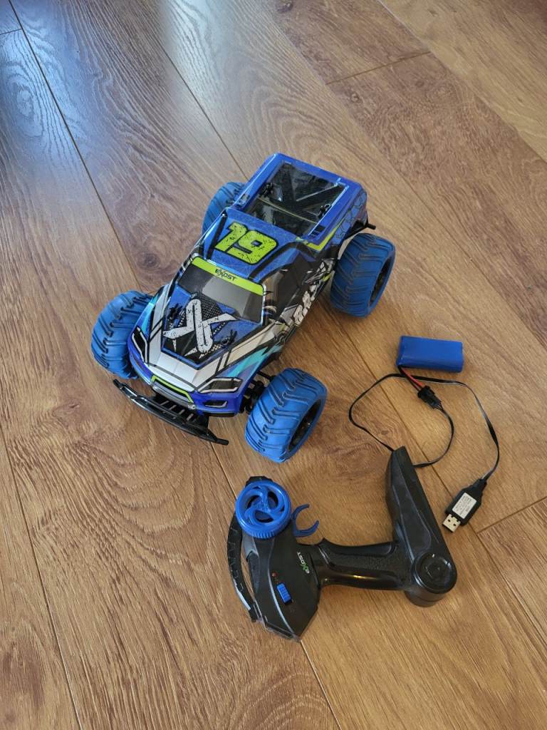 Remote Control RC Buggy Car with Controller and Battery