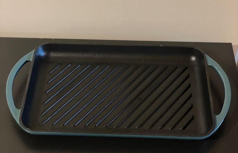 Ikea oven dish + cast iron grill plate + Procook Grill tongs ,all for £16