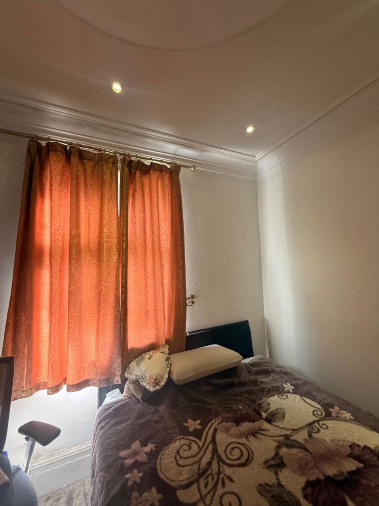 1 Double Rooms Available in Ilford | £750Bills Included