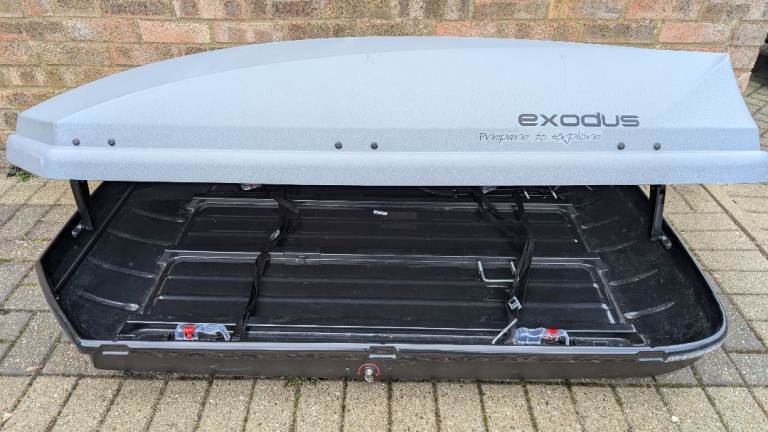 Halfords Exodus 470l Car Roof Box 