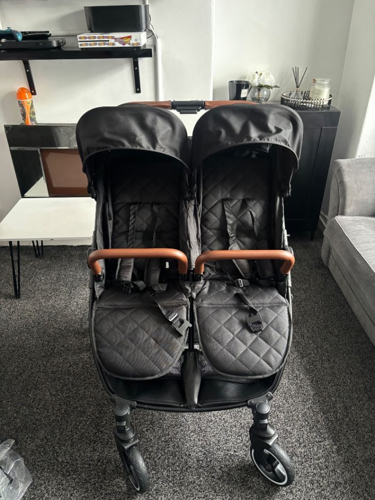 Ickle bubba double stroller 