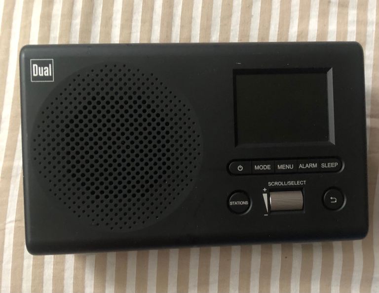 Dual MCR 4 DAB/FM Radio with Display – Black, Good Condition