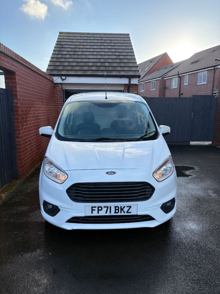 Ford, TRANSIT COURIER, Panel Van, 2021, Manual, 999 (cc)