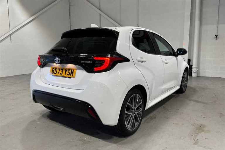2023 Toyota Yaris 1.5 VVT-h Excel Hatchback 5dr Petrol Hybrid E-CVT Euro 6 (s/s) (116 ps) Hatchba...