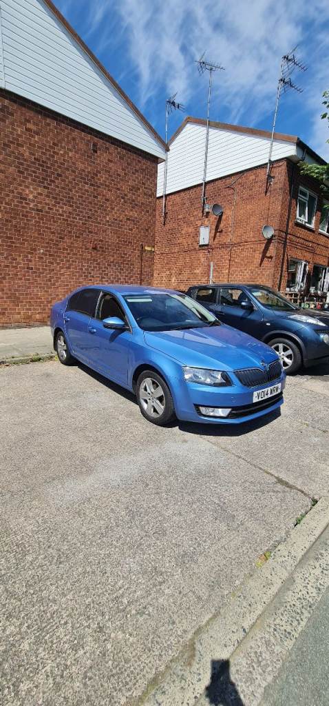 Skoda, OCTAVIA, Hatchback, 2014, Manual, 1598 (cc), 5 doors