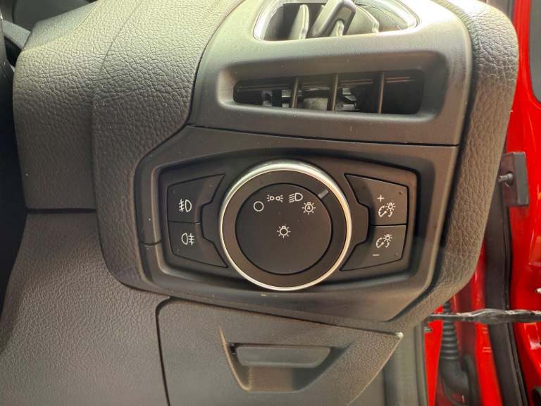 2016 FORD FOCUS 1.5 T EcoBoost Titanium X ULEZ Petrol Manual 5 Door