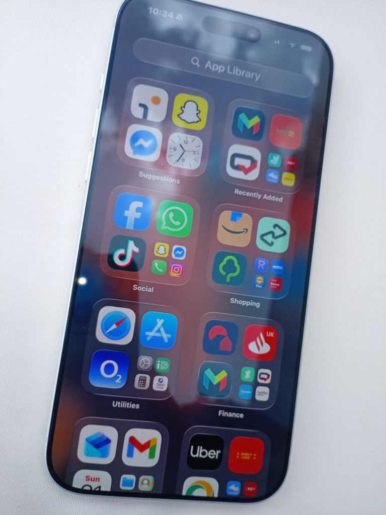 iPhone 17 pro max 