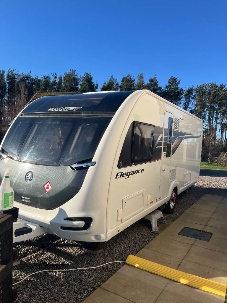 Swift Elegance 580 4 Berth Luxury Caravan 2021