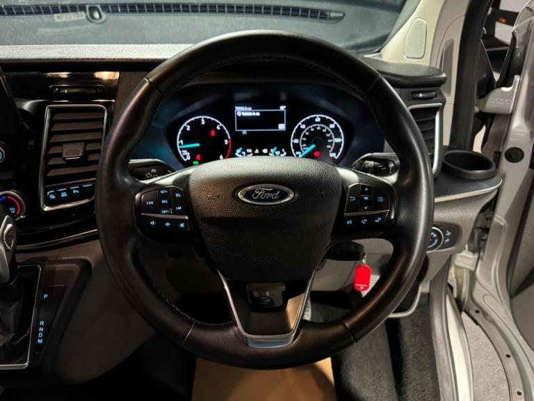 2022 Ford Tourneo Custom 2.0 EcoBlue 130ps L/R 8 Seater Titanium Auto MPV DIESEL Automatic