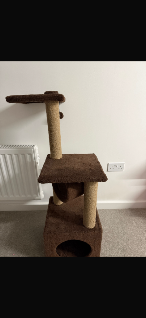 Cat tree
