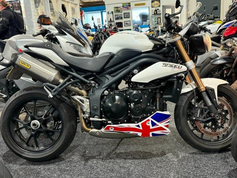 2012 Triumph Speed Triple 1050