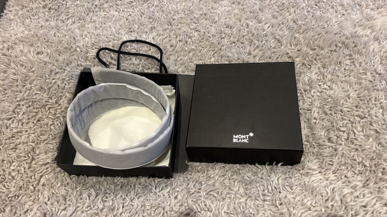 image for Beautiful genuine leather belt