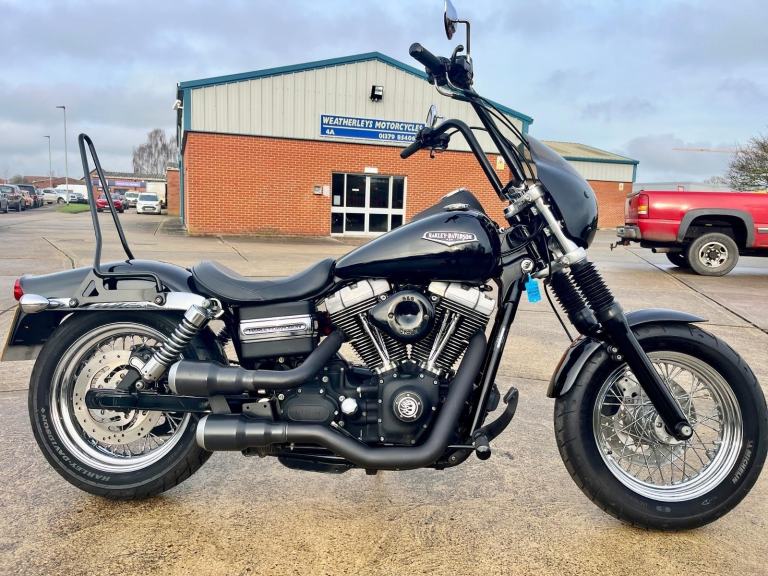 Harley-Davidson FXDBI DYNA STREET BOB POPULAR MODEL IN GOOD CLEAN CONDITION