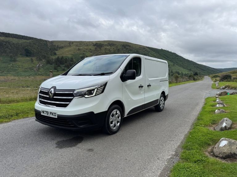 Renault, TRAFIC, 6 SEATER, Panel Van, 2023, Manual, 1997 (cc)