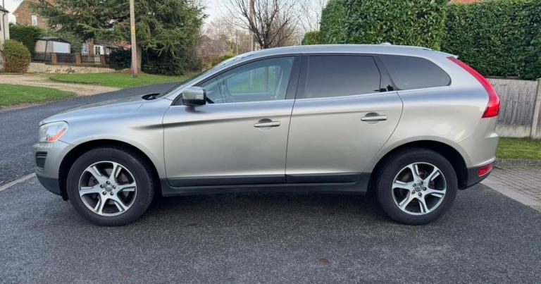 2013 VOLVO XC60 2.4 D5 SE LUX NAV AWD AUTO S/HISTORY CAMBELT DONE! LOVELY 4X4!