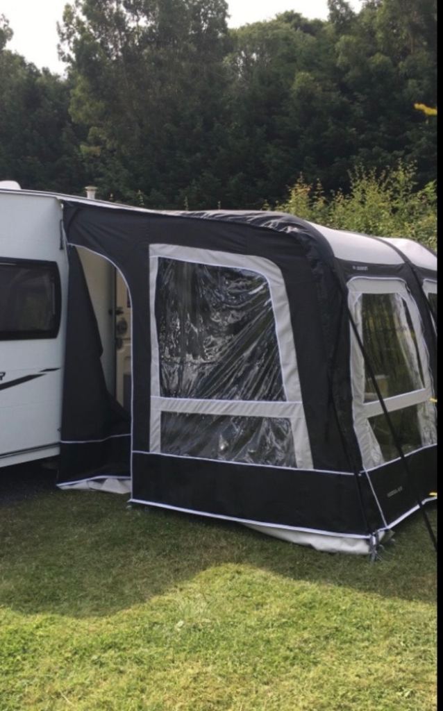 BRADCOT awning 260 Module Air V2 2019