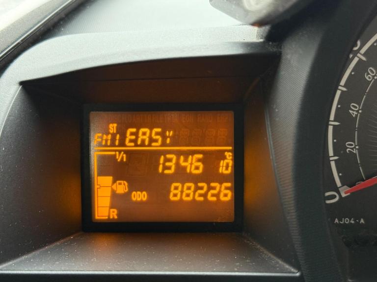 2009 Toyota IQ 1.0 VVT-i 2 Euro 4 3dr HATCHBACK Petrol Manual