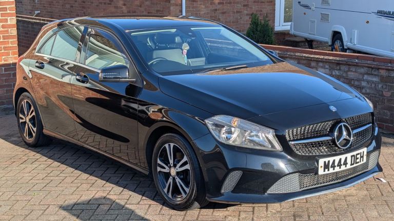 Mercedes-Benz, A CLASS, Hatchback, 2016, Manual, 1461 (cc), 5 doors