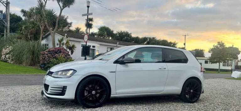 🔥🔥 2016 Volkswagen Golf GTD 🔥🔥