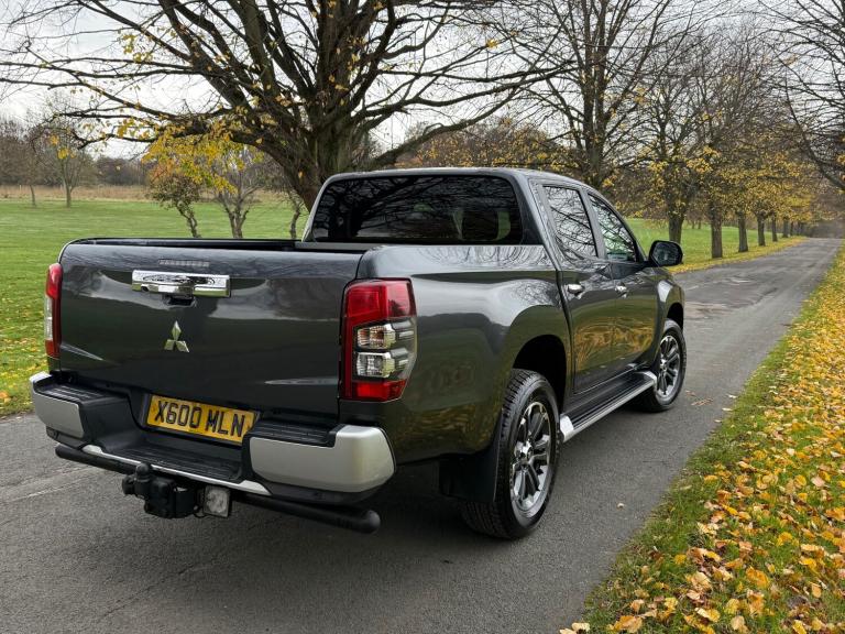 2020 Mitsubishi L200 Double Cab DI-D 150 Barbarian X 4WD Auto PICK UP Diesel Automatic
