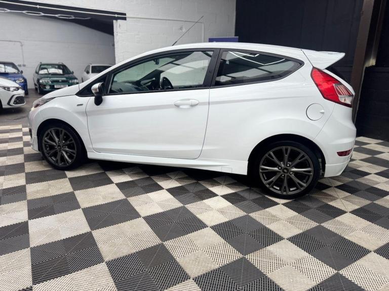 2017 Ford Fiesta 1.0T EcoBoost ST-Line Euro 6 (s/s) 3dr Hatchback Petrol Manual