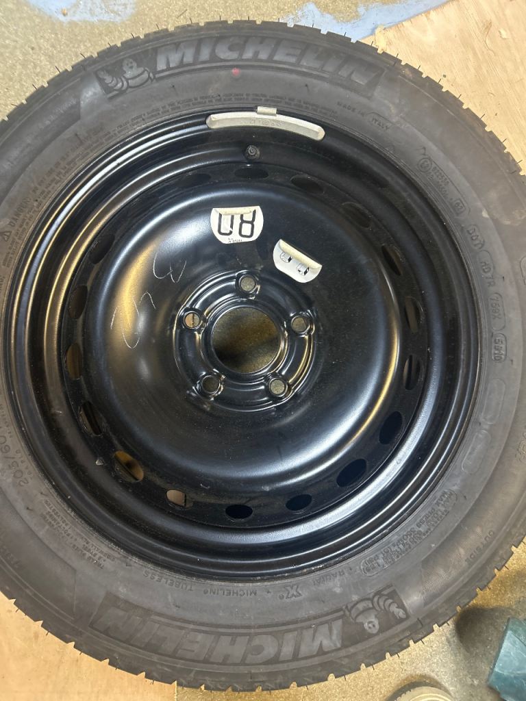 Michelin 205/60r16 spare wheel and tyre