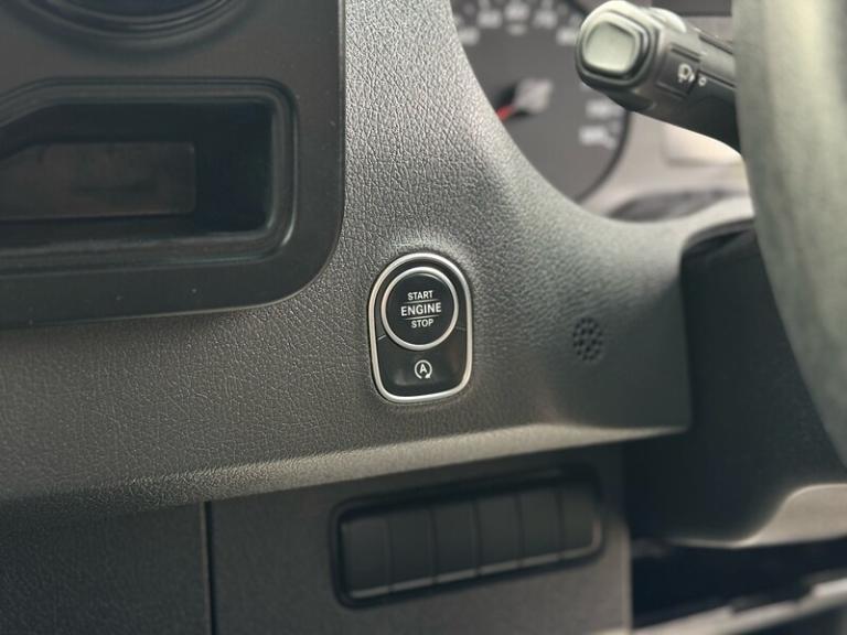 2022 Mercedes-Benz Sprinter 3.5t Progressive Chassis Cab CHASSIS CAB DIESEL Manual