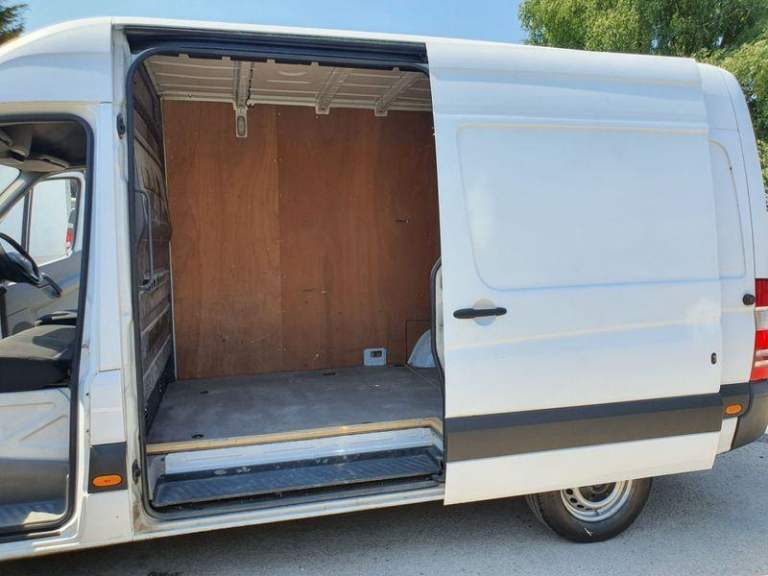 Man with Van Cambridge – House Moves & Furniture Delivery